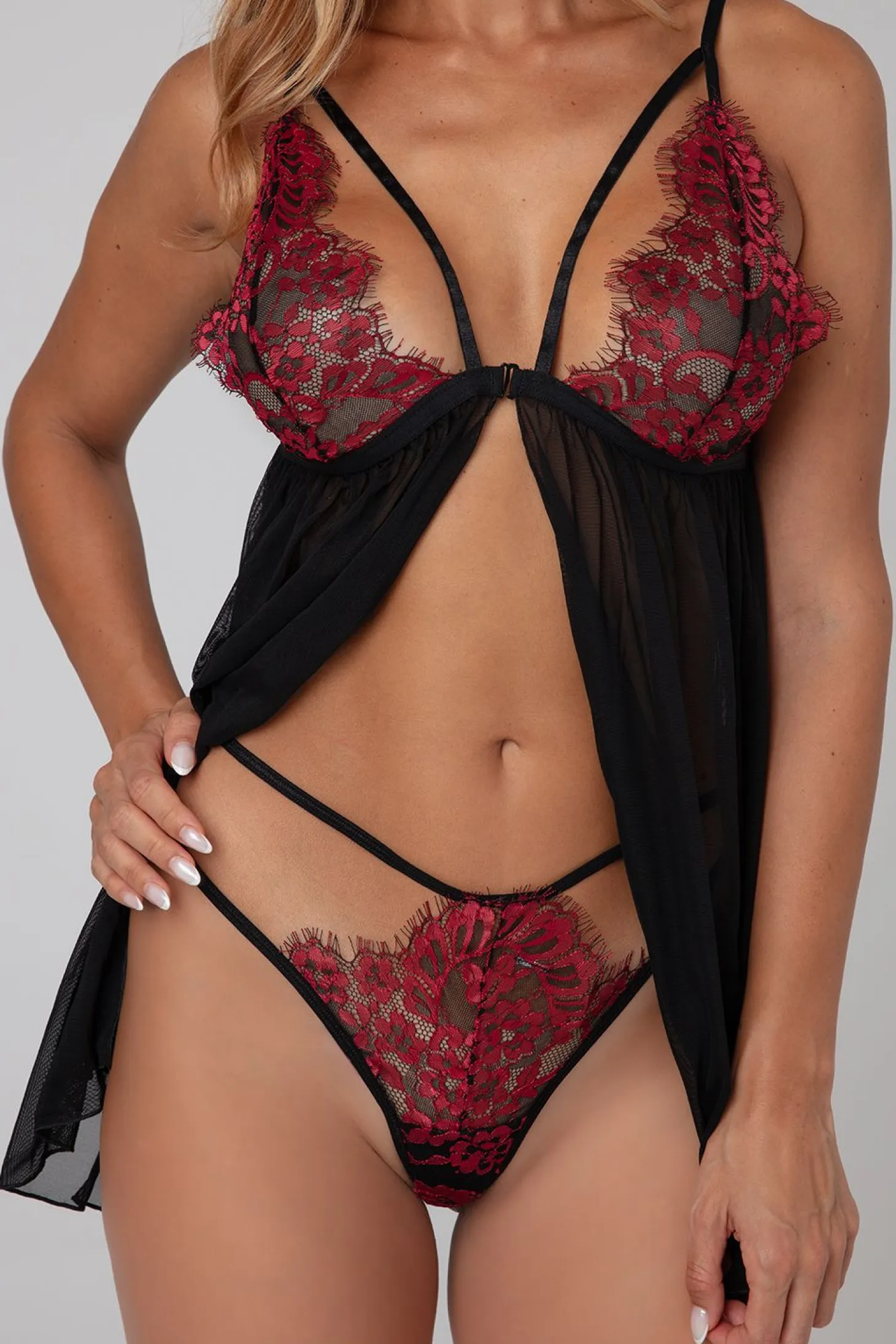 Christine - Nuisette avec string "Fleur de Plaisir" - Noir/Rouge
