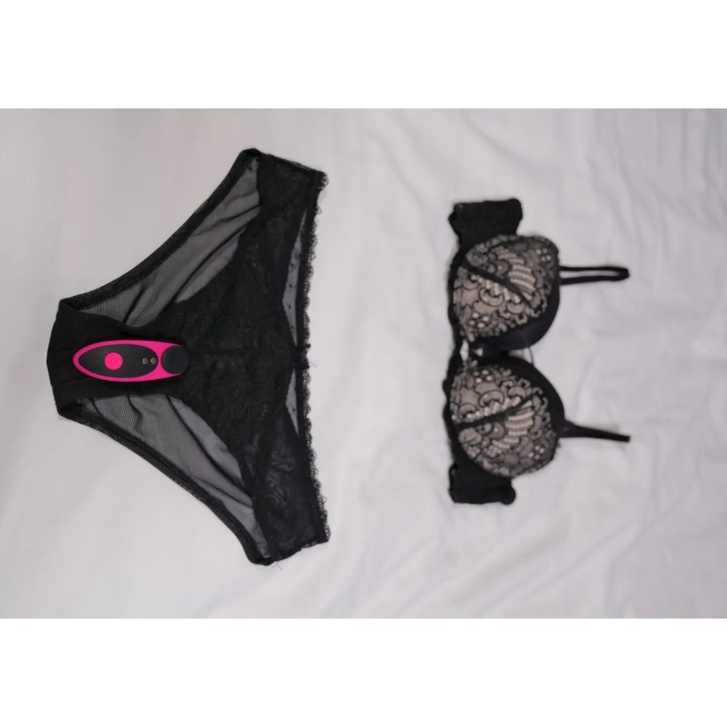 Culotte vibrante connectée Ferri - Rose