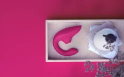 Womanizer Blend - Double stimulation - Fushia
